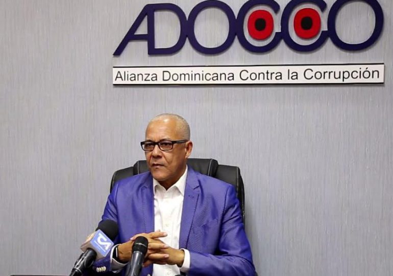 Adocco: Pese a decreto suspende funcionarios no presentaron declaraciones de patrimonio, embajadores y otros siguen cobrando