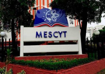 MESCYT anuncia profesores de universidades podrán vacunarse a partir de este lunes