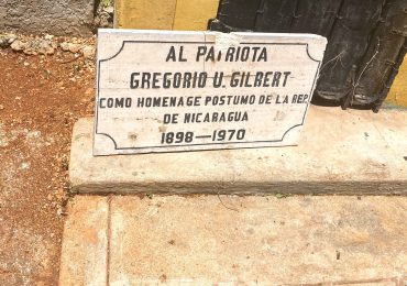 Exhuman restos del Héroe Nacional, Gregorio Urbano Gilbert