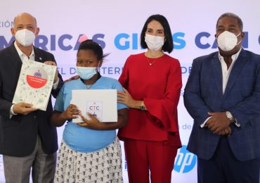 Celebran segunda edición virtual del día de las niñas en las TICS
