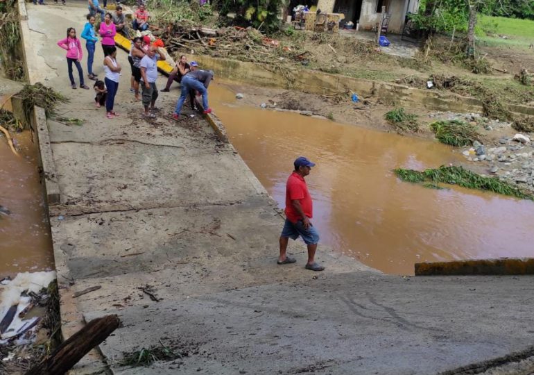 Lluvias causan daños en Jarabacoa