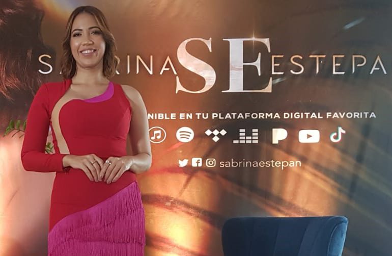 Sabrina Estepan lanza su primer álbum musical