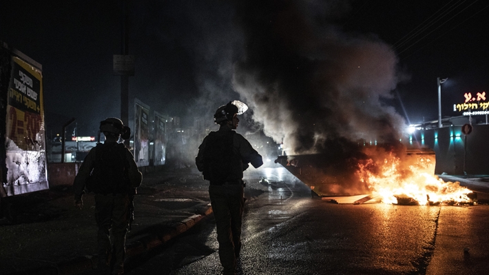 Israel combate en diferentes frentes y la violencia envuelve a Gaza y Cisjordania