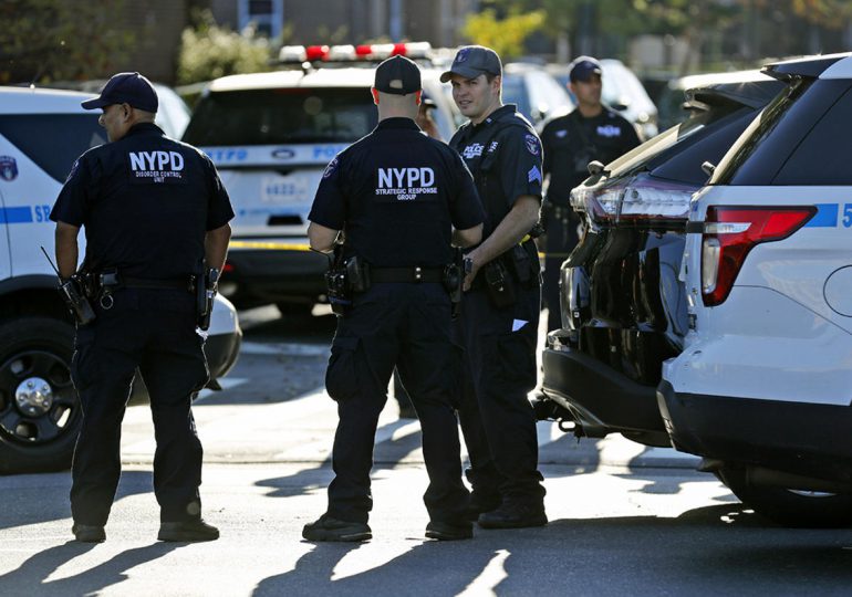 Policía de Nueva York busca a agresores de un hombre judío