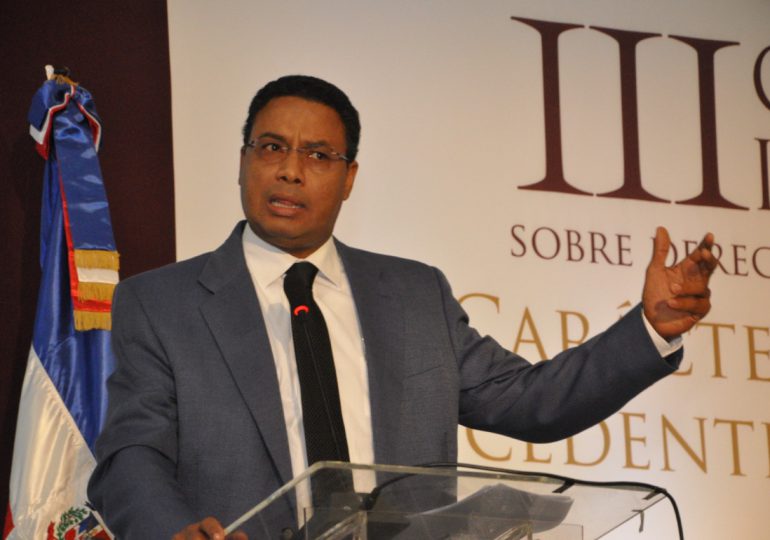 Namphi Rodríguez apoya iniciativa de solicitar a la Cámara de Cuentas auditoría a la publicidad gubernamental