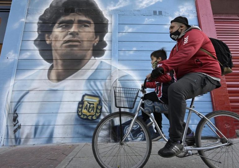 "No hubo plan para matar a Maradona", se defiende psicólogo ante fiscalía argentina
