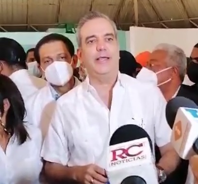 VIDEO | Luis Abinader: "Jornada de vacunación masiva ha iniciado con gran éxito"