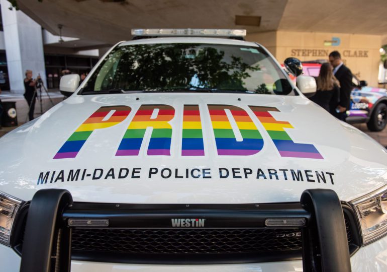 Miami-Dade presenta su primera patrulla policial que representa a los LGBTQ