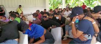 Detienen 123 personas en Pedro Brand por participar en fiesta clandestina
