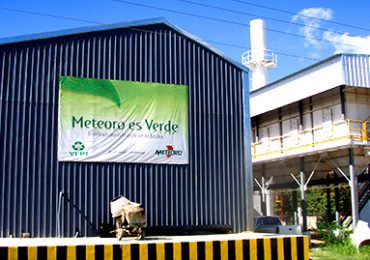Ministro de Medio Ambiente valora trayectoria de la empresa de reciclaje VERI