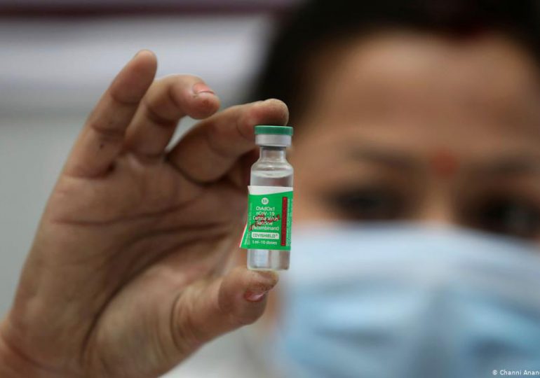 Vacuna anticovid de AstraZeneca fabricada en India no está autorizada en la UE, según regulador