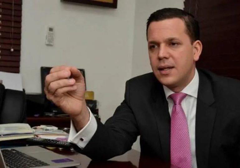 Hugo Beras propone que Metro, Teleférico y Omsa sean gratuitos presentando tarjeta de vacunación