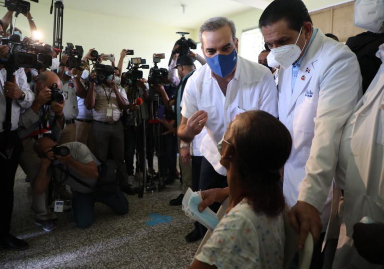 VIDEO | Ministro de Salud proyecta alcanzar el lunes 5 millones de vacunados contra el covid-19 en RD