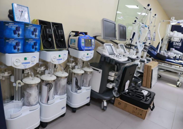 Hospital Regional Infantil Dr. Arturo Grullón recibe nuevos equipos médicos