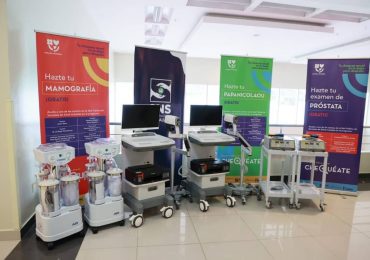 Servicio Nacional de Salud entrega equipos médicos a Hospital Materno Reynaldo Almánzar