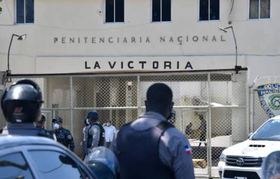 VIDEO | Captan a militares tomando control de cárcel La Victoria para ocupar posibles armas y drogas