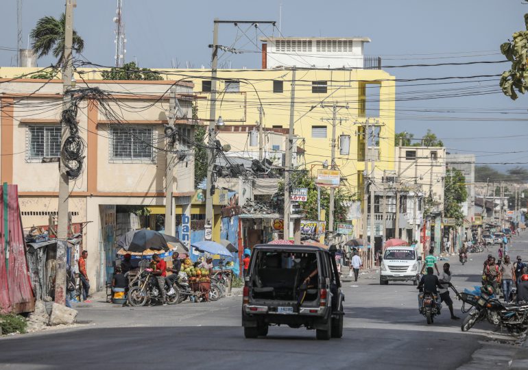 Haití busca a los asesinos del presidente Moise y se hunde en el caos