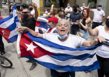 OPS destaca alza de casos de covid en Cuba y recomienda evitar aglomeraciones