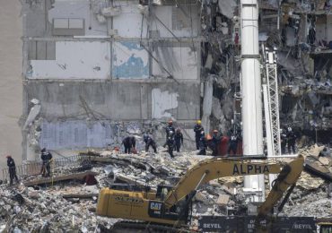 Identifican a la última víctima mortal en el derrumbe de edificio en Florida
