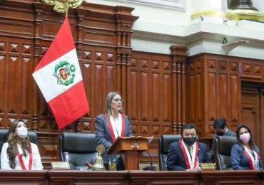 Pedro Castillo tendrá como jefa del Congreso peruano a opositora moderada