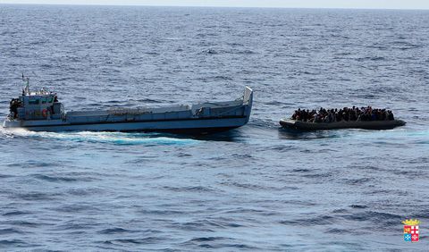 Al menos 43 desaparecidos tras naufragio de barco con migrantes frente a Túnez