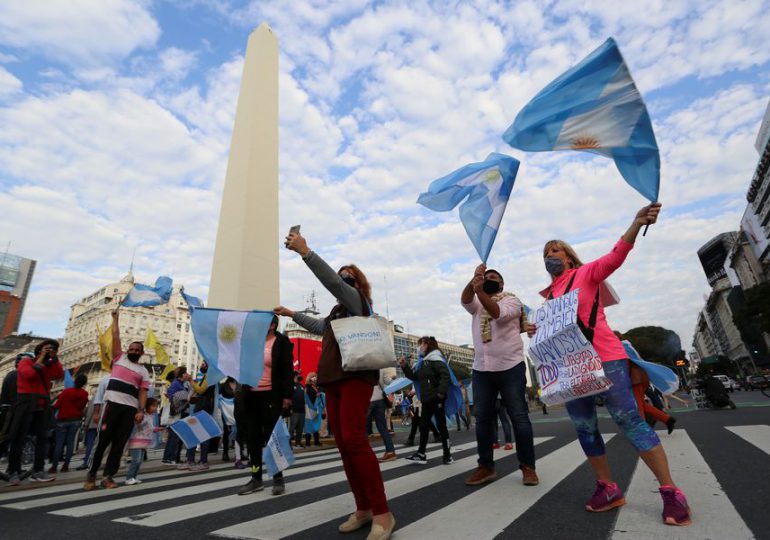 Argentina extiende medidas anticovid hasta el 6 de agosto