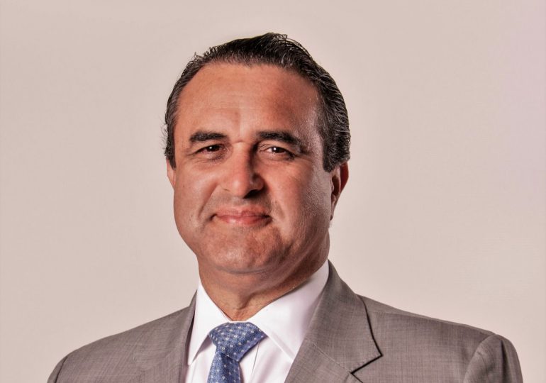 José Tomás Contreras electo nuevo VP de la Organización Mundial de Zonas Francas