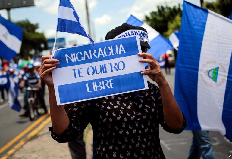EEUU congela visas a 100 funcionarios de Nicaragua por represión contra opositores