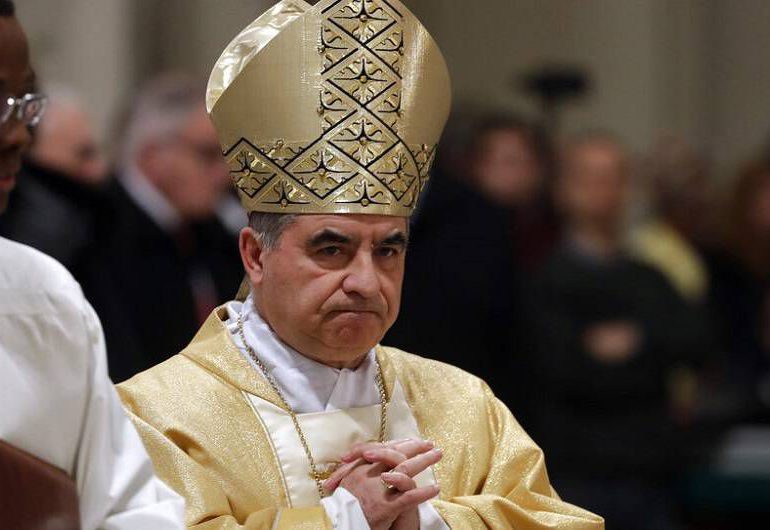 El Vaticano juzgará a un cardenal y sus acólitos por inversiones fraudulentas