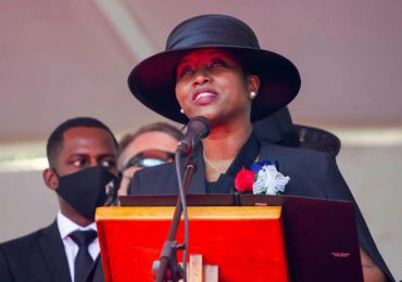 Martine Moïse revela considera seriamente  postularse para la presidencia de Haití