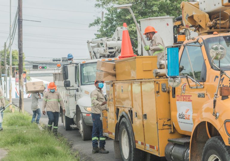 Edesur inicia iluminación en San Cristóbal