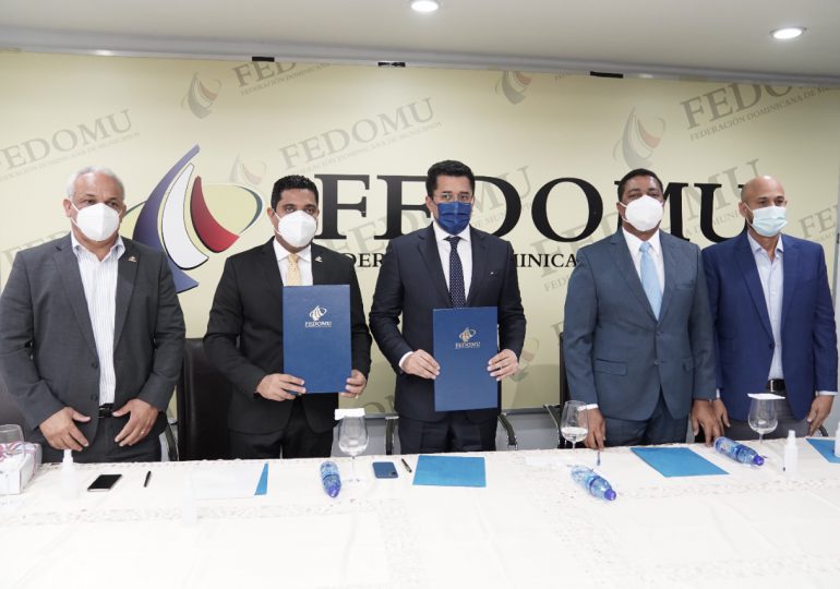Fedomu y MITUR promoverán el desarrollo turístico en los municipios del país