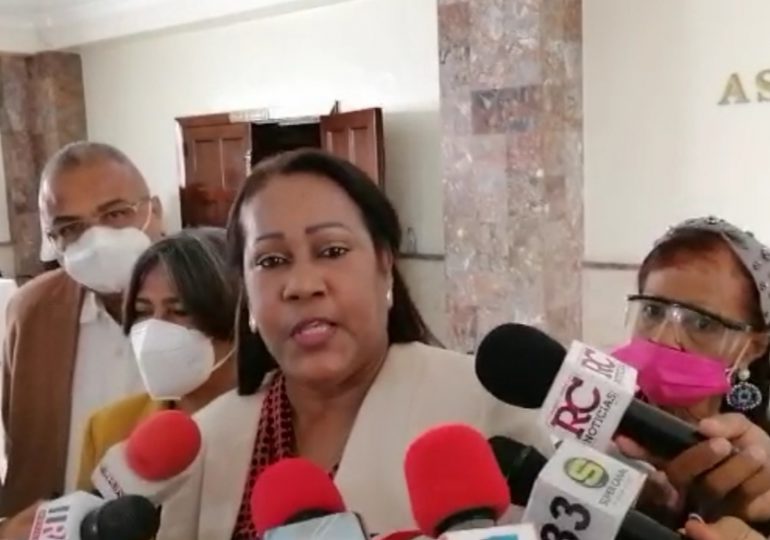 VIDEO | Presidenta de ADP pondera aprobación de proyecto de ley de eliminar reinscripción en colegios privados