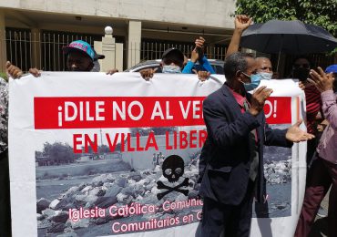 VIDEO | Comunitarios en Villa Liberación rechazan la construcción de un vertedero en la zona