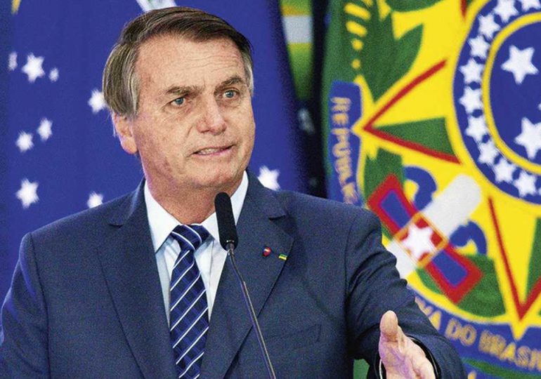 Bolsonaro padece "obstrucción intestinal" y podría someterse a "cirugía de emergencia"