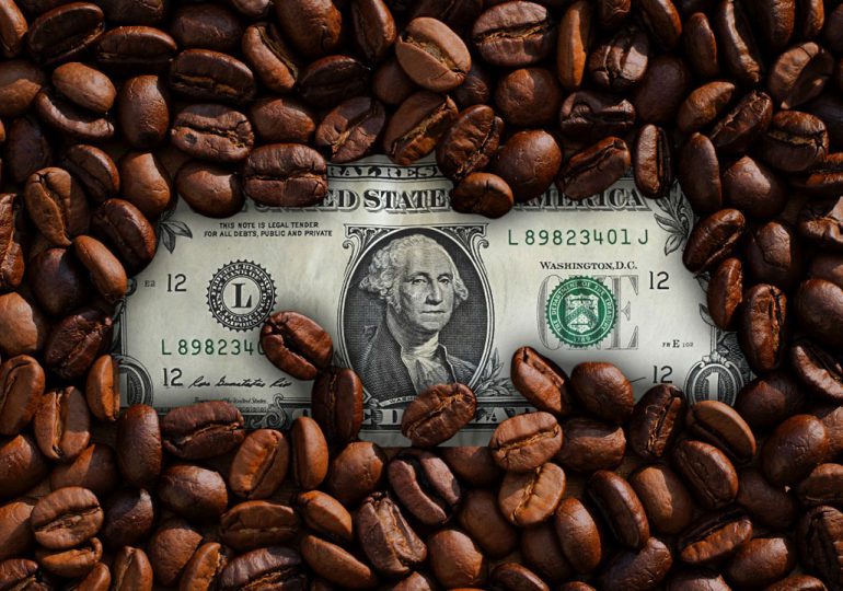 Precios del café alcanzan nuevas alturas en medio de fuerte helada en Brasil