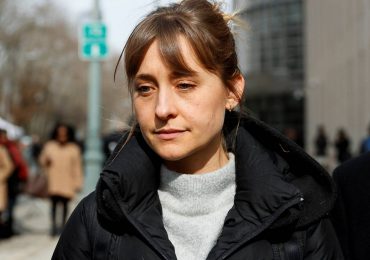 Condenan a prisión a la actriz de «Smallville» Allison Mack por pertenecer a secta sexual