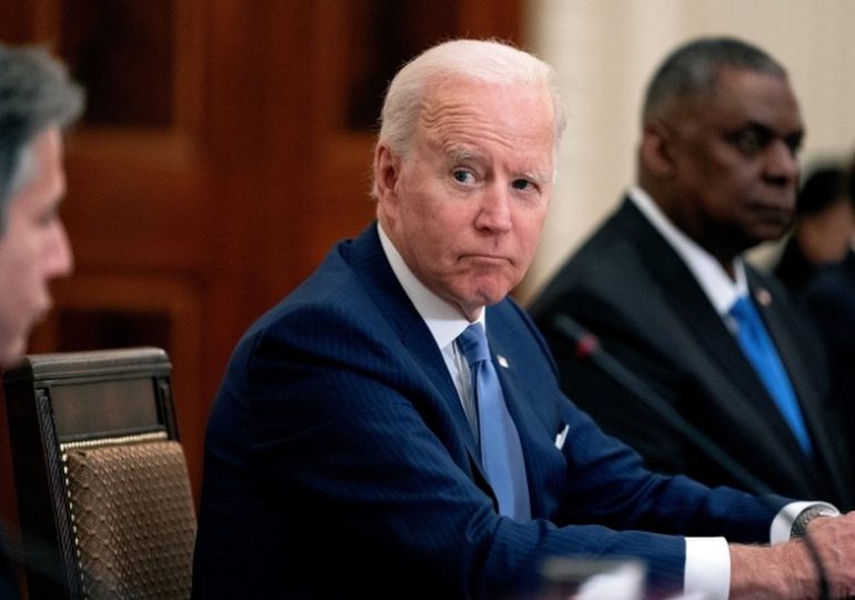 Informe pedido por Biden sobre origen del covid-19 deja el tema abierto