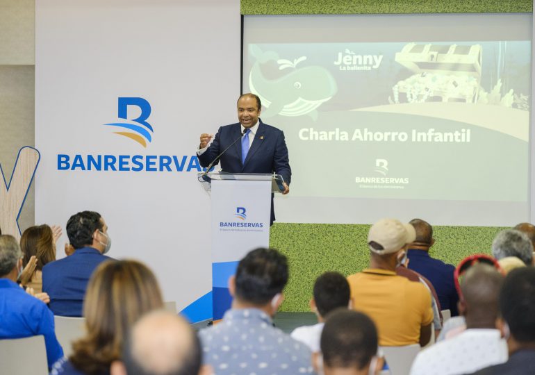 Banreservas imparte taller de educación financiera a niños integrantes de equipos de Béisbol Infantil