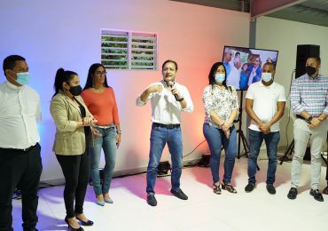Alcalde Abel Martínez inaugura moderno Centro de Capacitación en la comunidad de Hoya del Caimito II