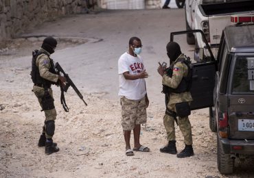 La Fiscalía de Haití emitió cinco órdenes de arresto contra nuevos sospechosos del magnicidio de Jovenel Moïse