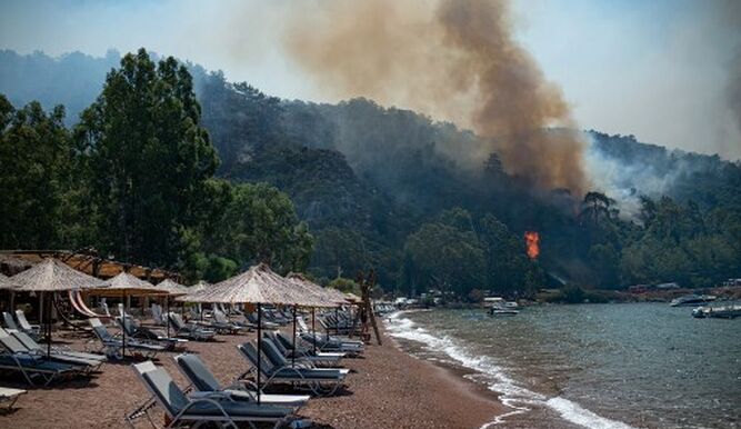 Incendios en Turquía amenazan un central termoeléctrica