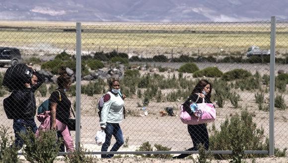 Aumenta cruce ilegal de extranjeros a Chile y autoridades temen nueva crisis migratoria