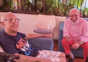 Muere padre de Jochy Santos a los 93 años