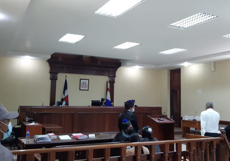 Otra vez aplazan juicio contra acusados de desfigurar rostro de Yocairi Amarante