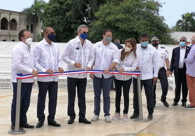 VIDEO | Presidente Abinader y director del INVI entregan parqueo La Atarazana en la Ciudad Colonial