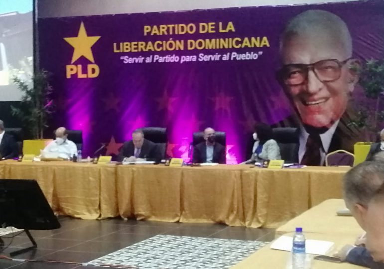 Video | Con la presencia de 40  miembros, PLD inicia la reunión de su Comité Político