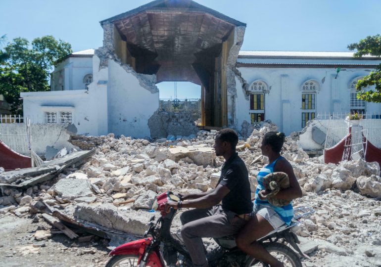 Haití espera una tormenta cuando aún lidia con las secuelas del terremoto