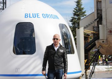 Blue Origin demandó a la NASA por un contrato de exploración lunar que ganó SpaceX