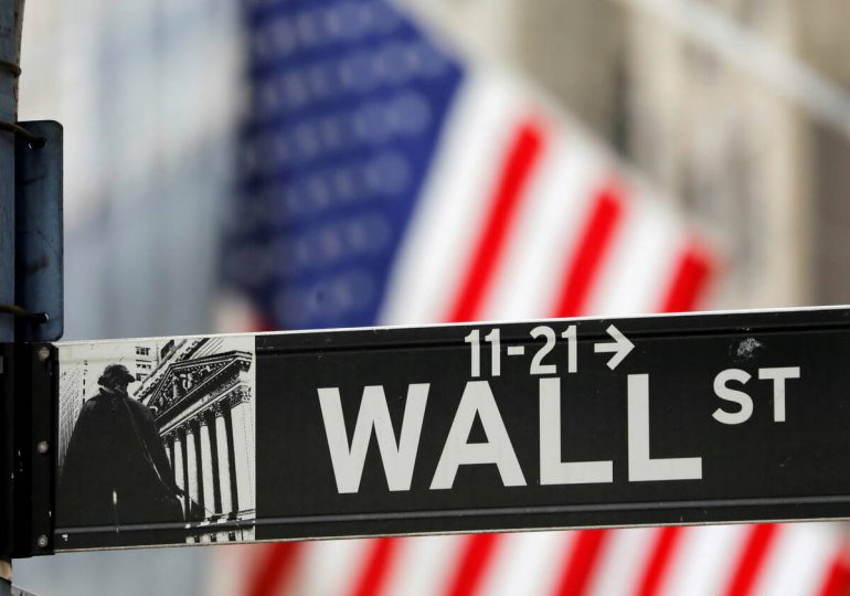 Wall Street profundiza caída tras actas de la Fed